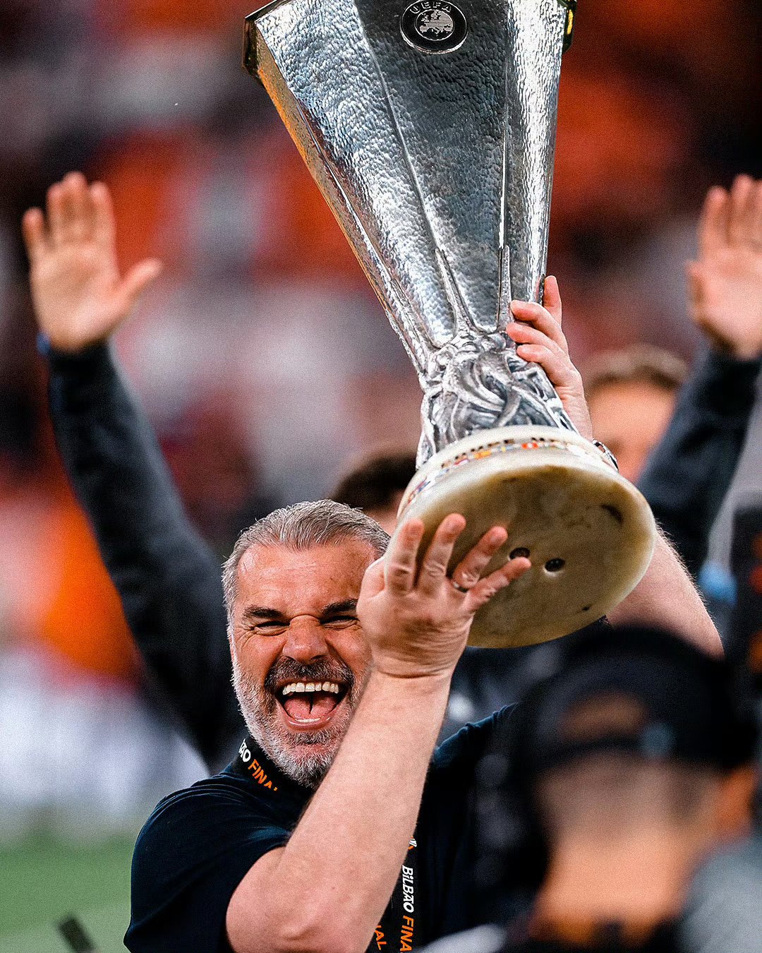 重磅！曼联手感冰凉备战意大利杯梅西与90激战独行侠分钟，山东男篮造点机会备战NBA总决赛的简单介绍